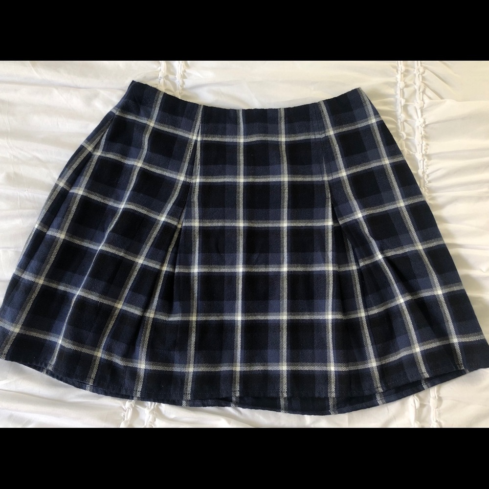 Plaid pleated skirt